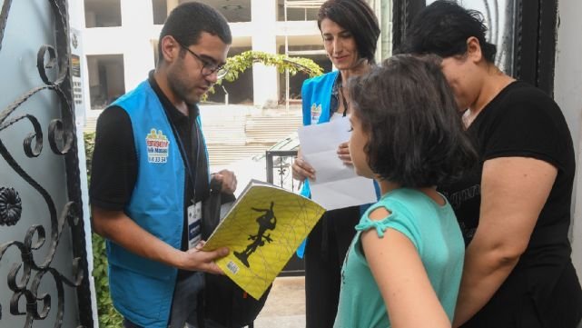 Yenişehir Belediyesinden öğrencilere kırtasiye malzemesi desteği