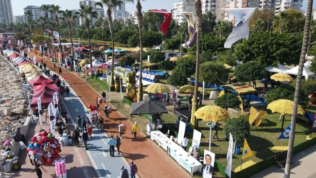 Yenişehir Belediyesi Narenciye Festivalinde binlerce ziyaretçiyi ağırladı
