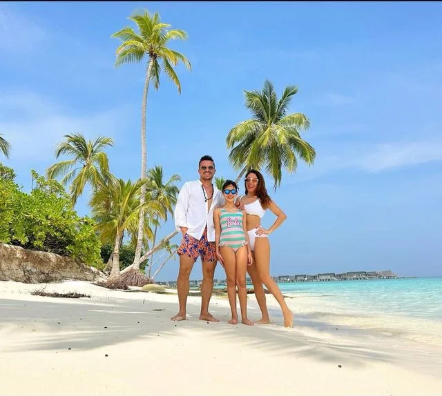maldivler'e tatile giden zuhal topal’dan bikinili pozları!