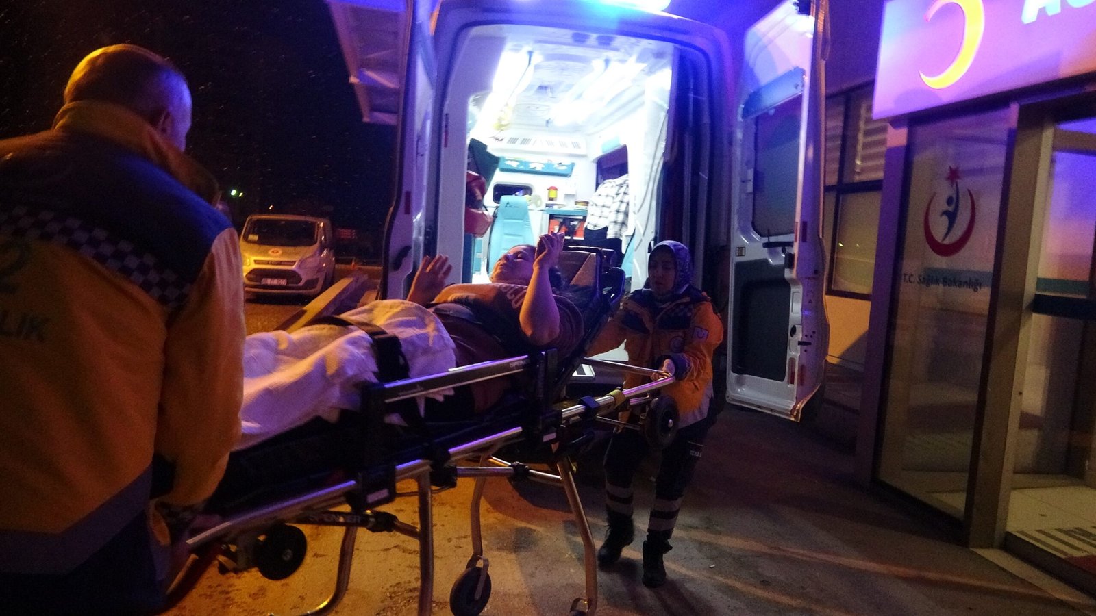 Kastamonu’da yolcu otobüsü devrildi: 30 yaralı