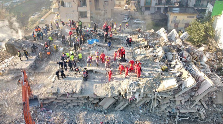 deprem sonrası can kaybı ve yaralı sayısı son havadis