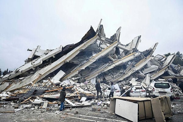 deprem sonrası can kayıpları