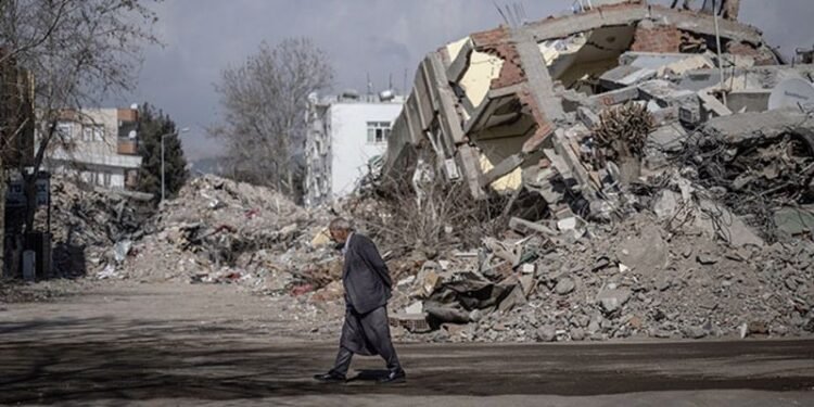 AFAD'dan Orhan Tatar açıkladı: Şu ana kadar kaç artçı deprem oldu? Malatya depreminden son gelişmeler...