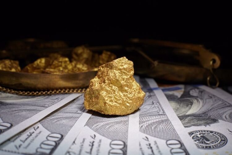Altın fiyatları hızla düştü... Powell'ın konuşması piyasalarda deprem etkisi yarattı!
