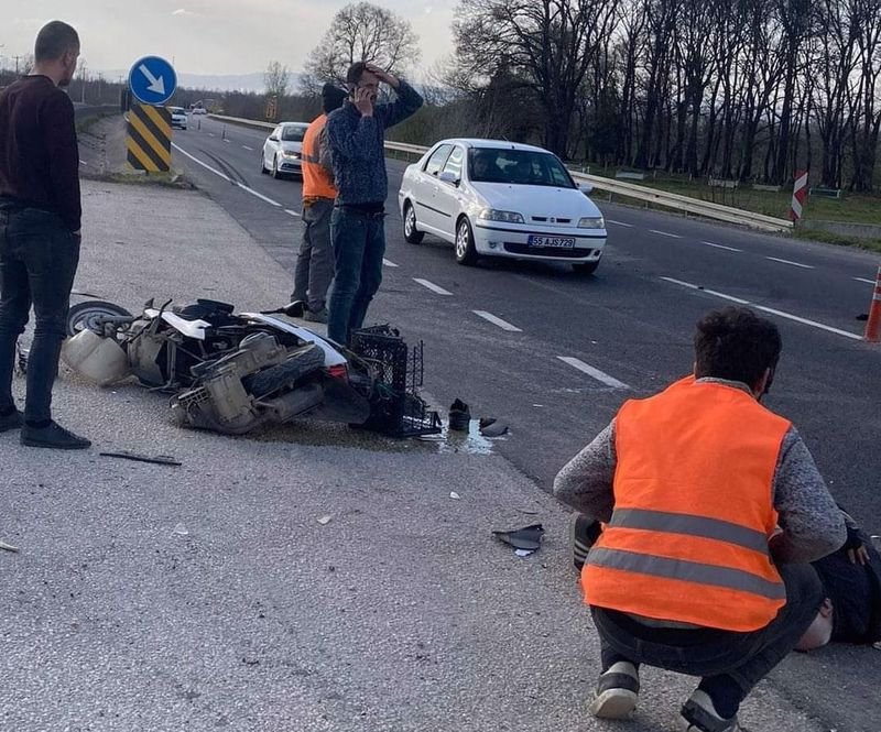 kamyonetin çarptığı motosiklet sürücüsü hayatını kaybetti