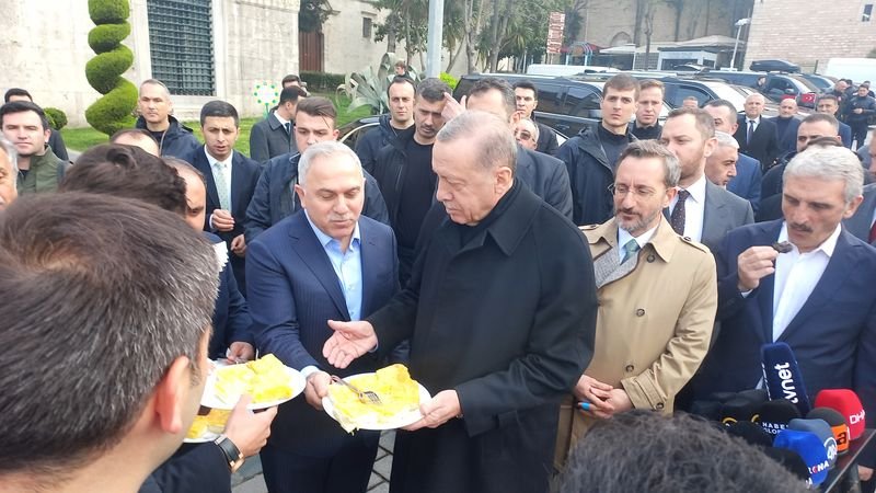 Cumhurbaşkanı Recep Tayyip Erdoğan, bayram namazını Ayasofya'da kıldı