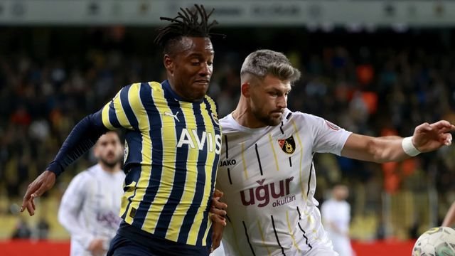 Fenerbahçe İstanbulspor şifresiz canlı maç izle Selçuksports Taraftarium24