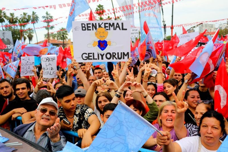 cumhurbaşkanı adayı ve chp genel başkanı kemal kılıçdaroğlu: “söke söke beşli çetelerden alacağım ve size vereceğim”