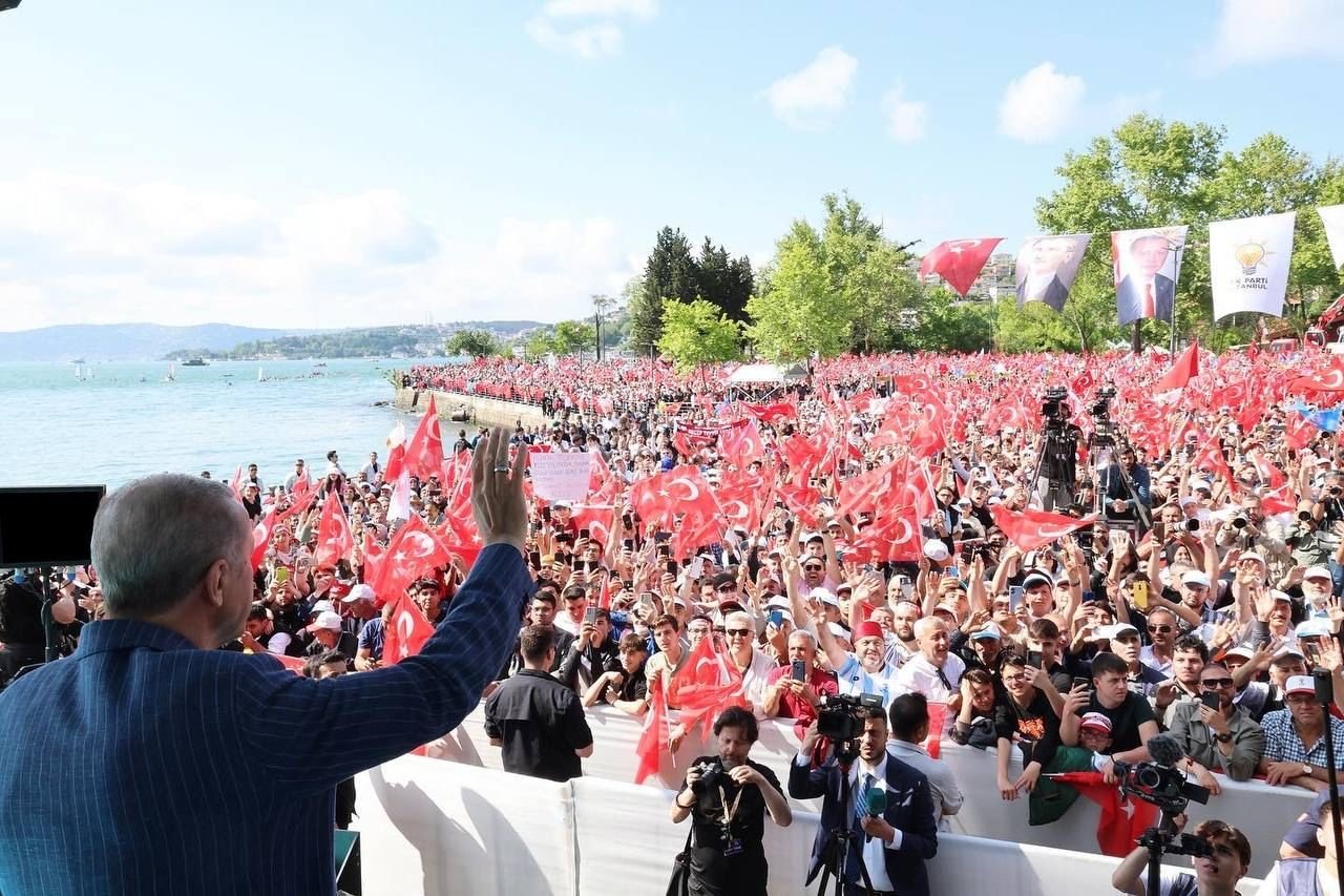 cumhurbaşkanı erdoğan: "buraya koştuğumuz gibi yarın sandığa koşacağız, yarın sandıkta fire vermeyeceğiz"