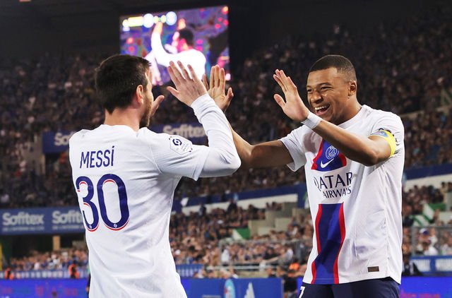 Fransa’da Messi’li Paris Saint-Germain, üst üste 2. kez şampiyon
