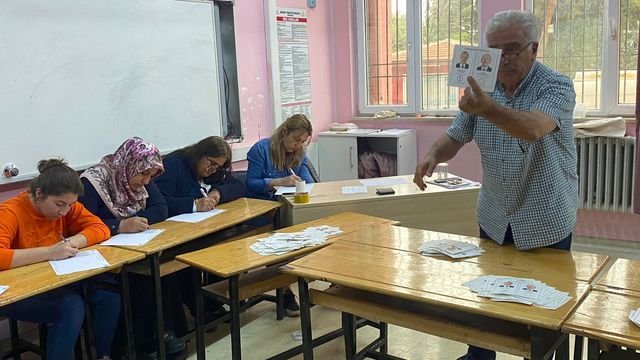 gaziantep'te oy verme bitti sayım başladı