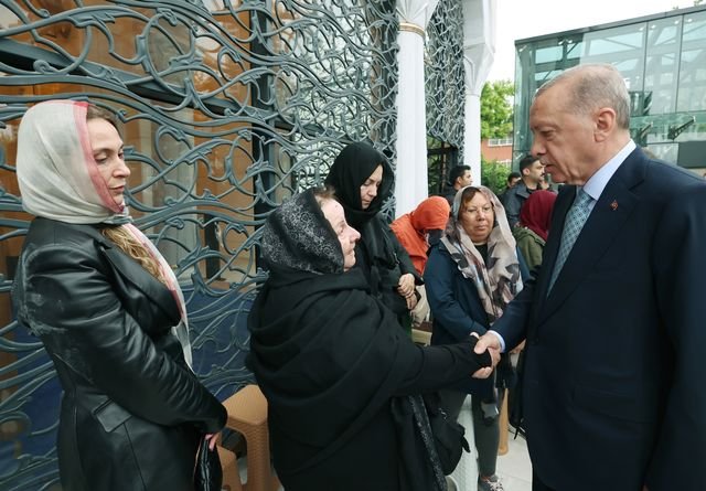 gazeteci̇ yazar engi̇n ardiç son yolculuğuna uğurlandi: törene cumhurbaşkani erdoğan da katildi