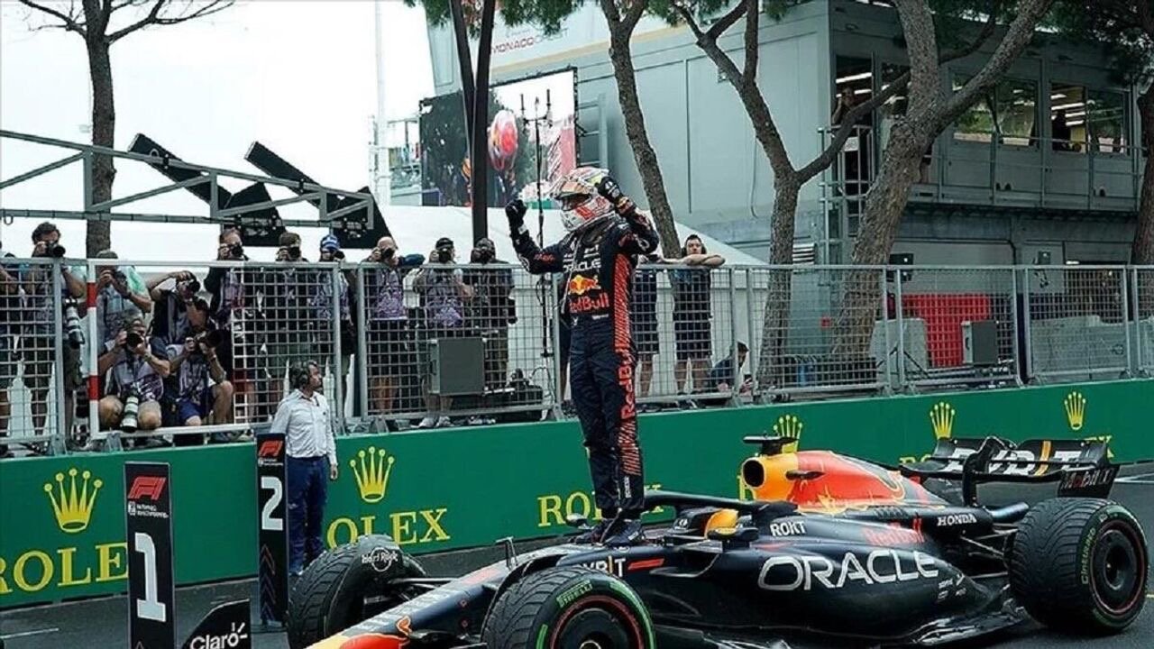 F1 Monako Grand Prix'sini Verstappen kazandı