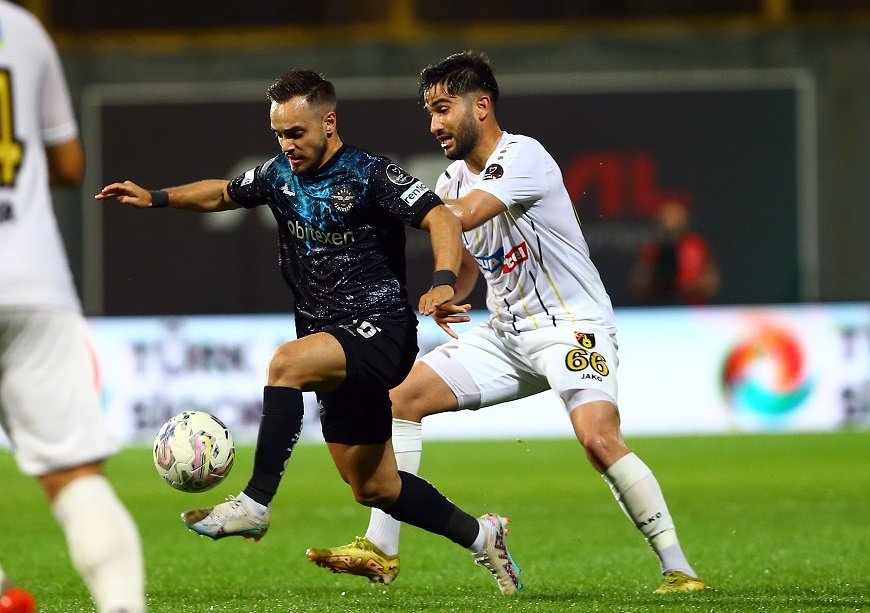 Adana Demirspor, İstanbulspor'u 2-0 mağlup etti