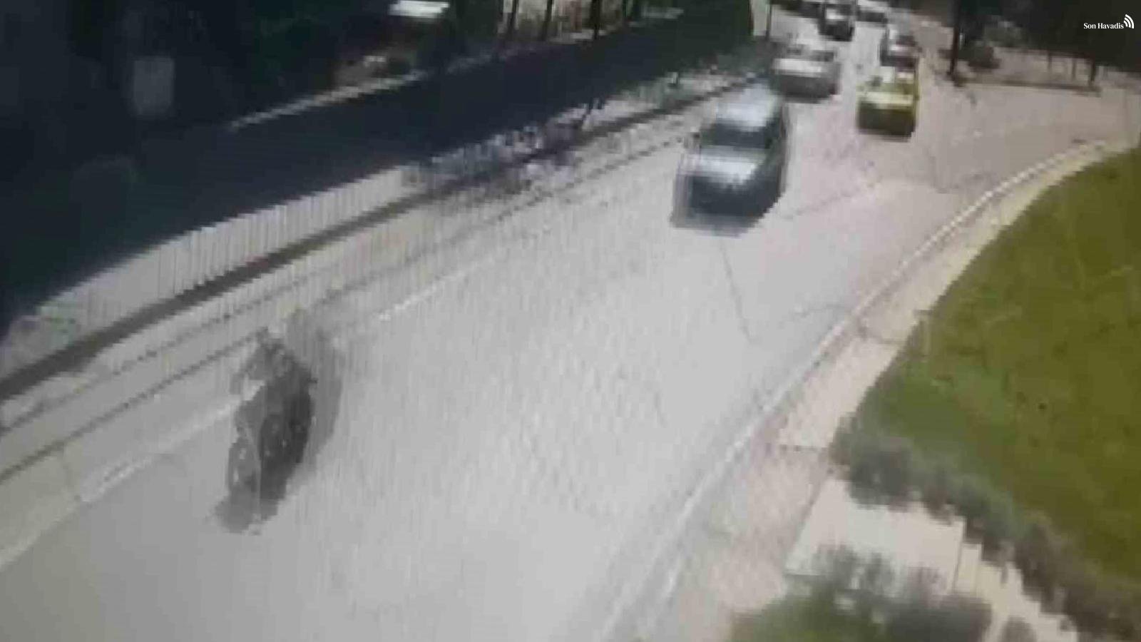 Bursa'da ters şeritten giden otomobil zincirleme kazaya böyle yol açtı