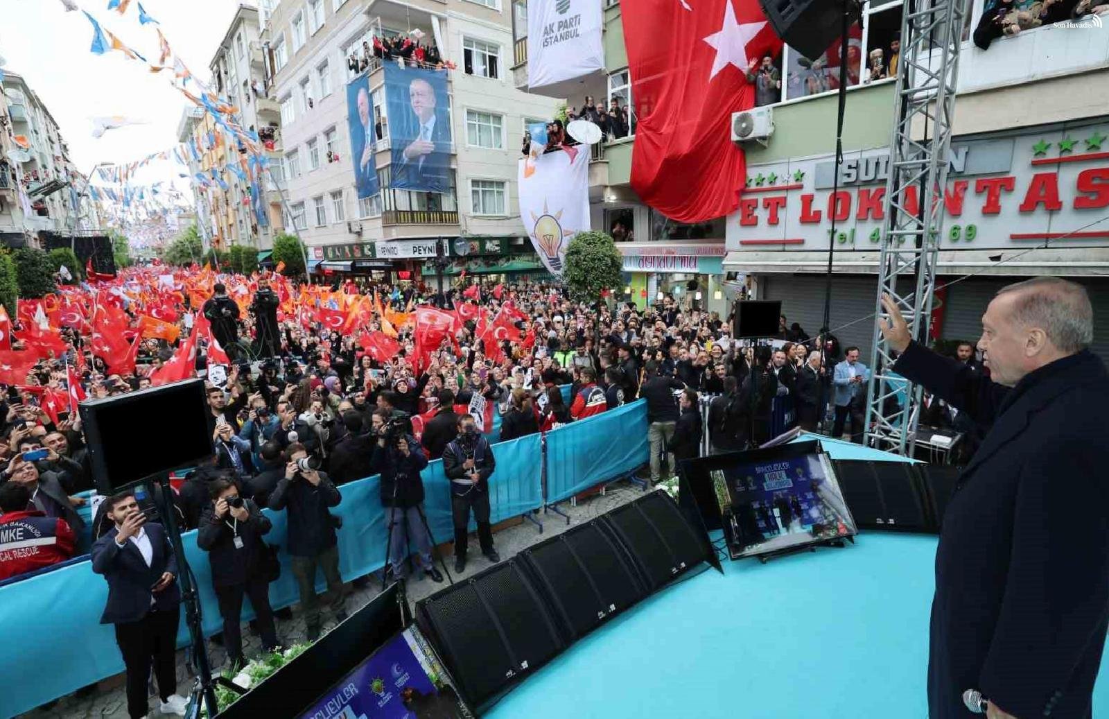 Cumhurbaşkanı Erdoğan: “İstanbul, bu ülkenin yönetimini kasetle ele geçirme operasyonlarına geçit vermemiştir”