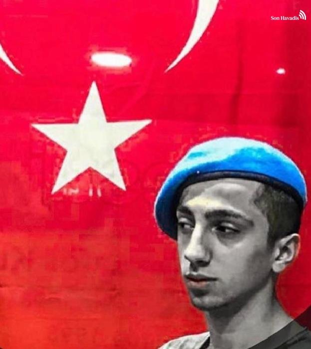 Şırnak şehidin İstanbul'daki baba ocağı Türk Bayrakları ile donatıldı