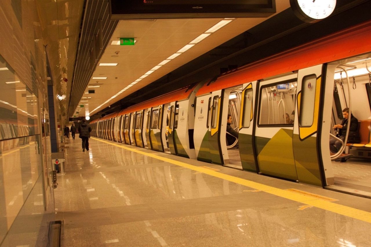 Üsküdar-Çekmeköy metrosunda arıza: Bazı seferler gerçekleştirilemiyor
