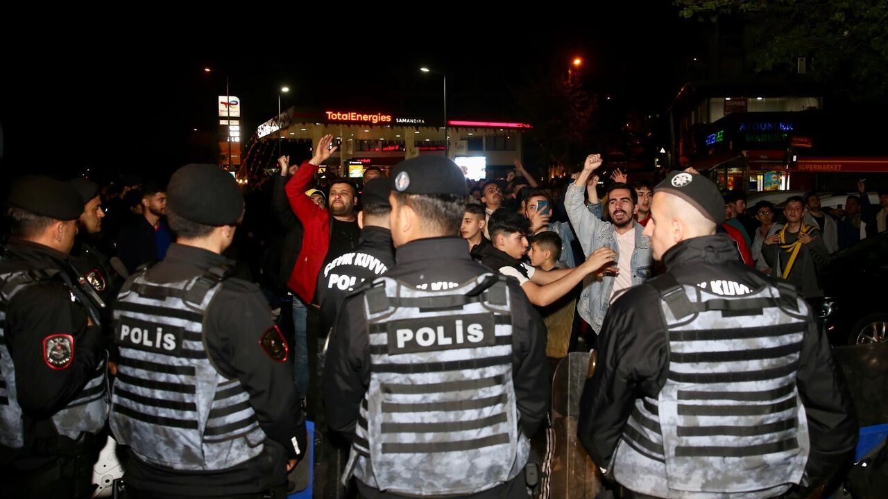 Fenerbahçeli taraftarlardan Ali Koç ve yönetime istifa çağrısı