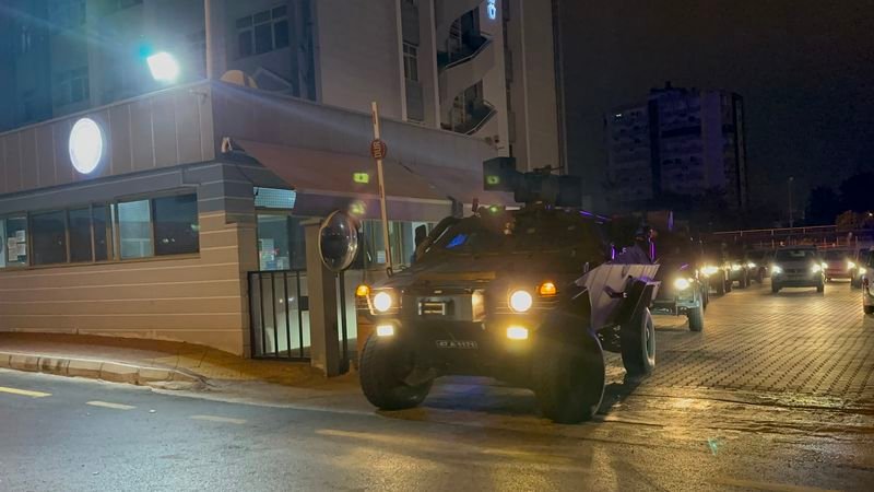 mersin'de uyuşturucu satıcılarına şafak operasyonu: 35 gözaltı