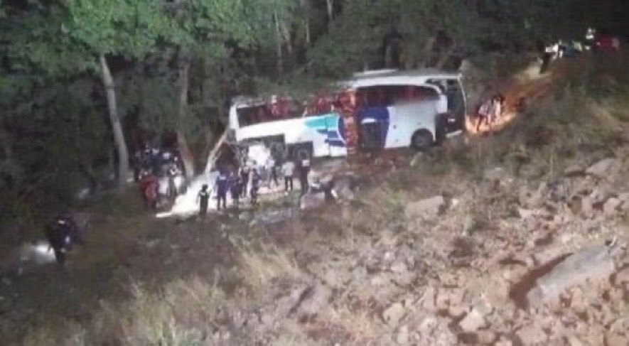 yozgat'ta feci kaza! yolcu otobüsü şarampole yuvarlandı: 12 ölü, 19 yaralı