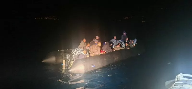 datça’da 43 düzensiz göçmen kurtarıldı, 25 göçmen yakalandı