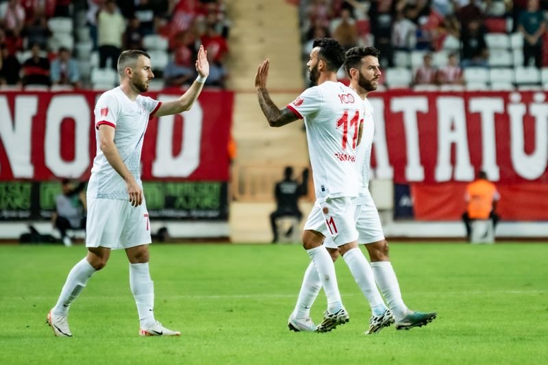 Antalyaspor tek attı 3 puanı kaptı: 1-0