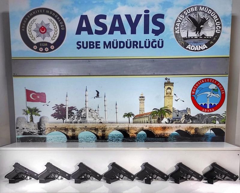 Adana’da ruhsatsız silahla yakalanan 57 kişi tutuklandı