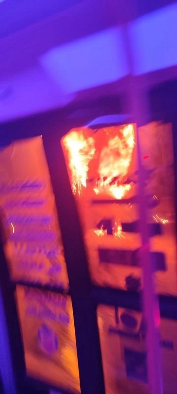 Başakşehir'de İETT otobüsü alev alev yandı