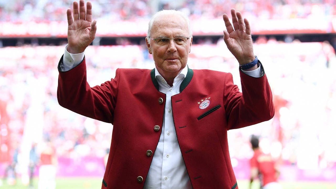 Alman futbol efsanesi Beckenbauer hayatını kaybetti